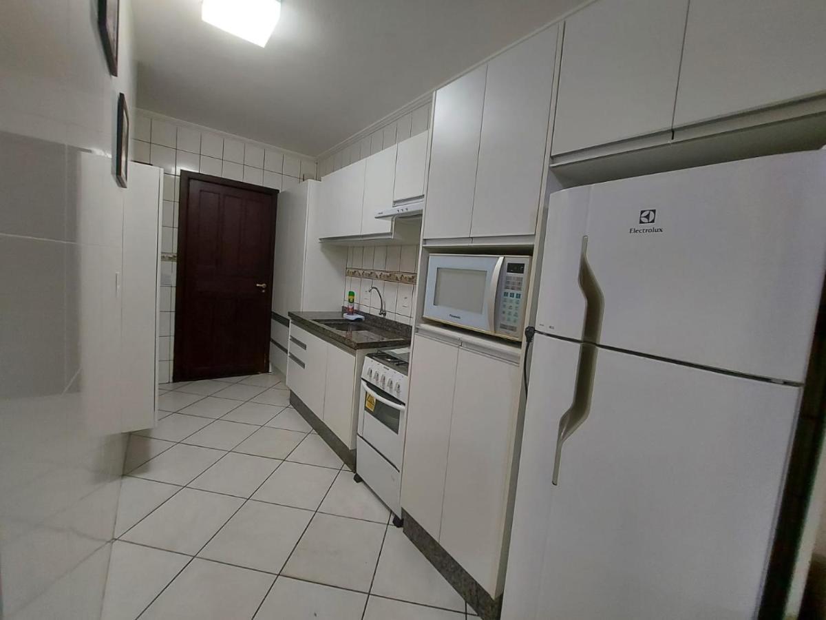 Apartamento 12 - Bombinhas Exterior foto